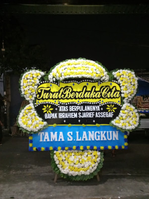Papan Bunga Duka di Karang Bindu